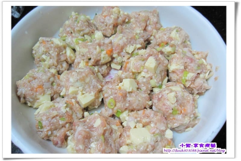 雞蛋豆腐蒸肉丸子.jpg