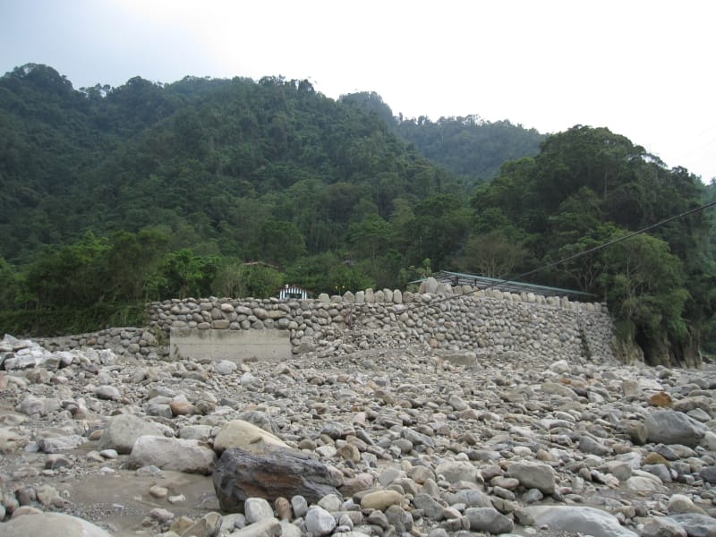 溪邊 (5).JPG