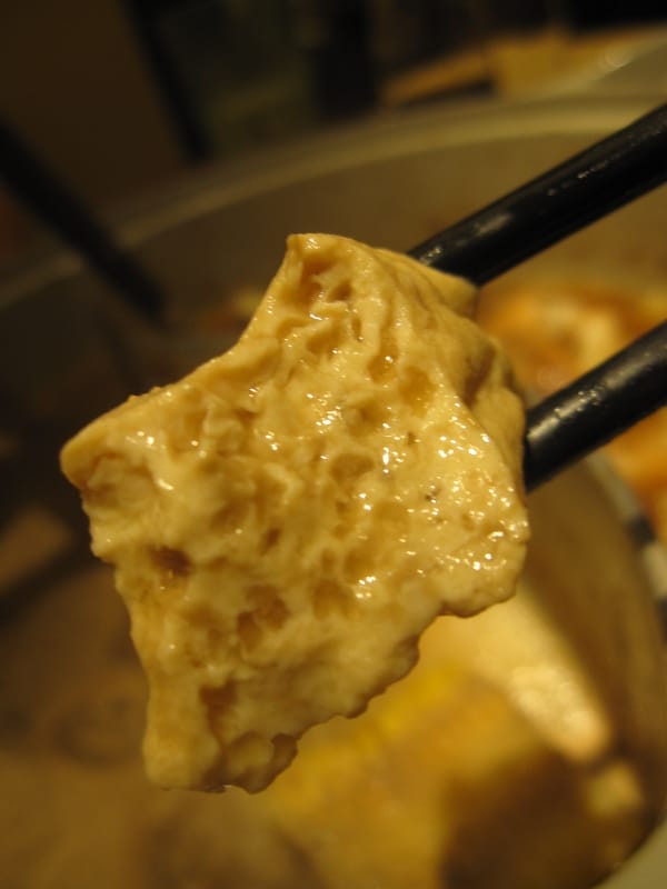 吸飽湯汁的豆腐.JPG