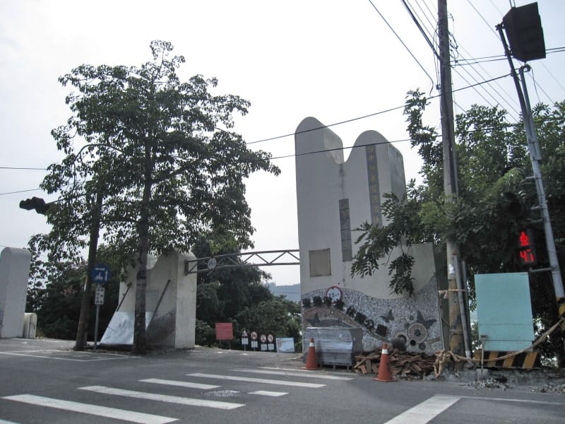 右邊.東豐河濱公園.jpg