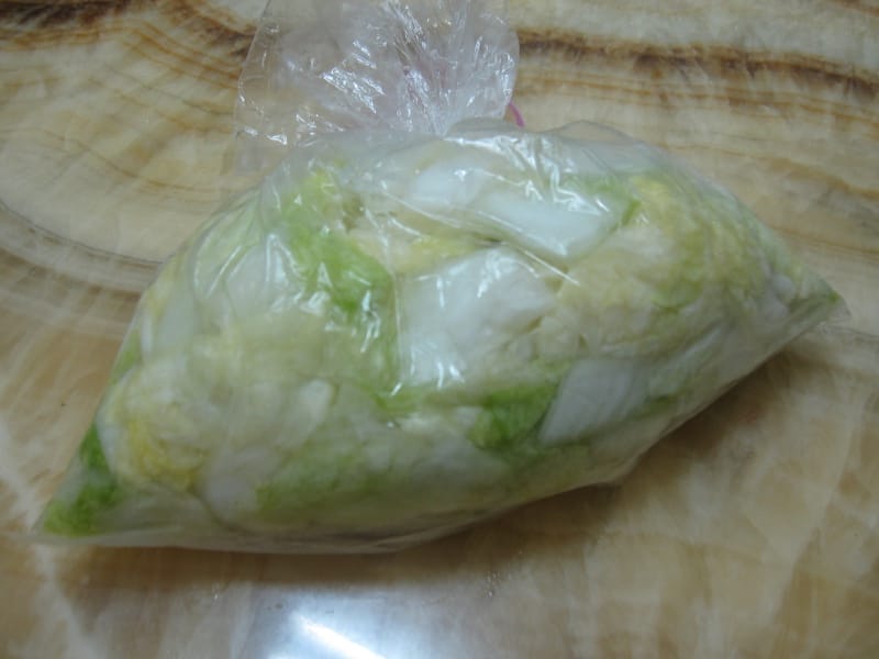 鹽醃軟去澀水.JPG 鹽醃軟去澀水.JPG