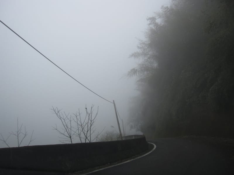 下山的路-大霧 (1).JPG
