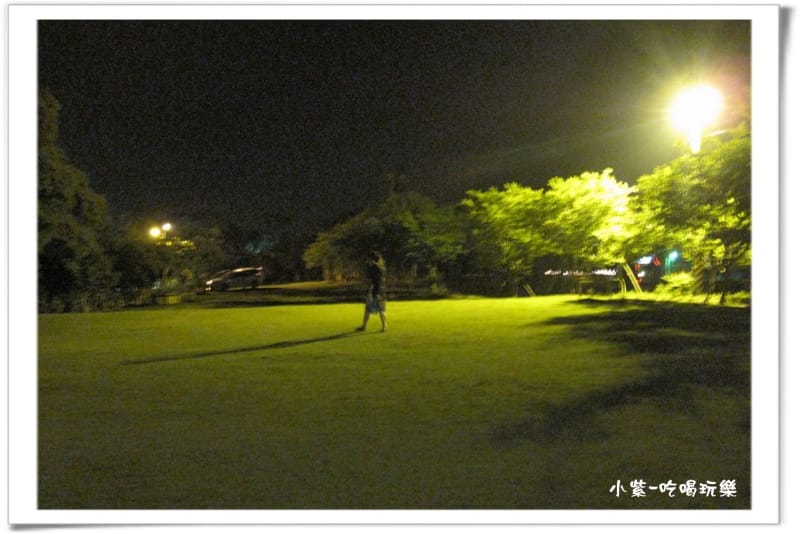 小湖光山舍-夜景 (11).jpg