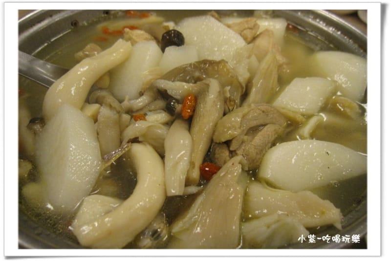 山藥雞湯+香菇.jpg 山藥雞湯+香菇.jpg
