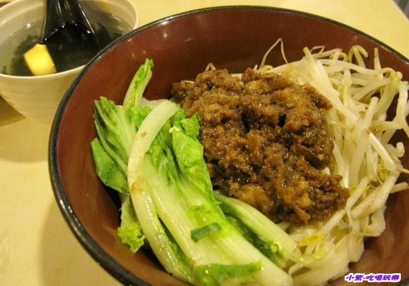 肉燥乾拌麵套餐 (1).jpg