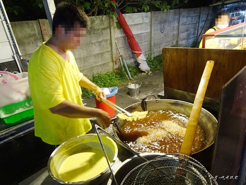 梧棲夜市-雞董炸雞10.jpg