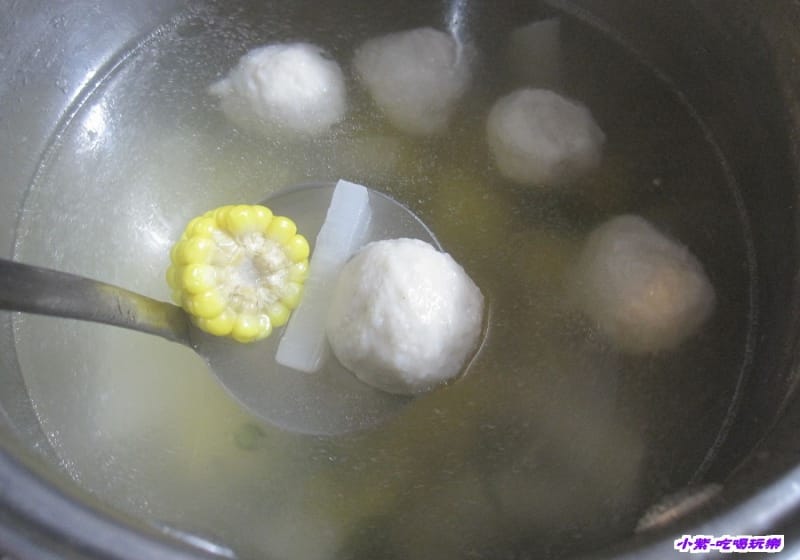 白K玉米肉丸湯.jpg
