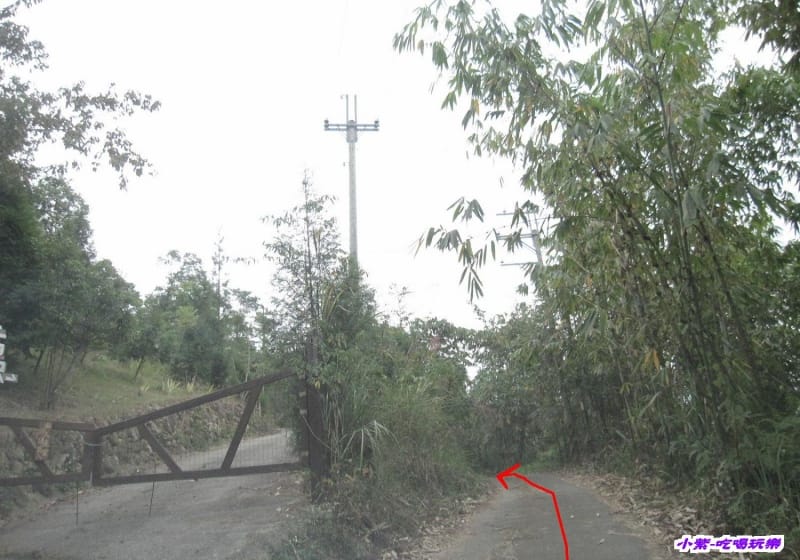 經過漫漫耕恬民宿大門.jpg