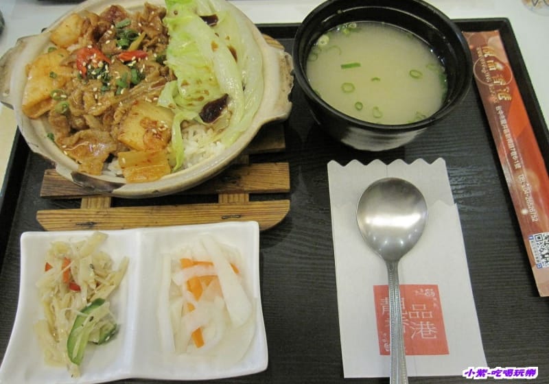 韓式泡菜燒肉煲仔飯180元 (1).jpg