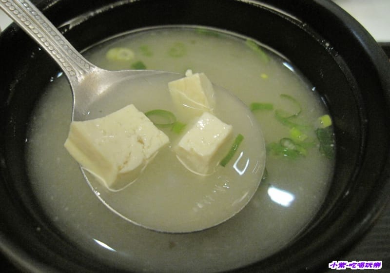 韓式泡菜燒肉煲仔飯180元 (4).jpg