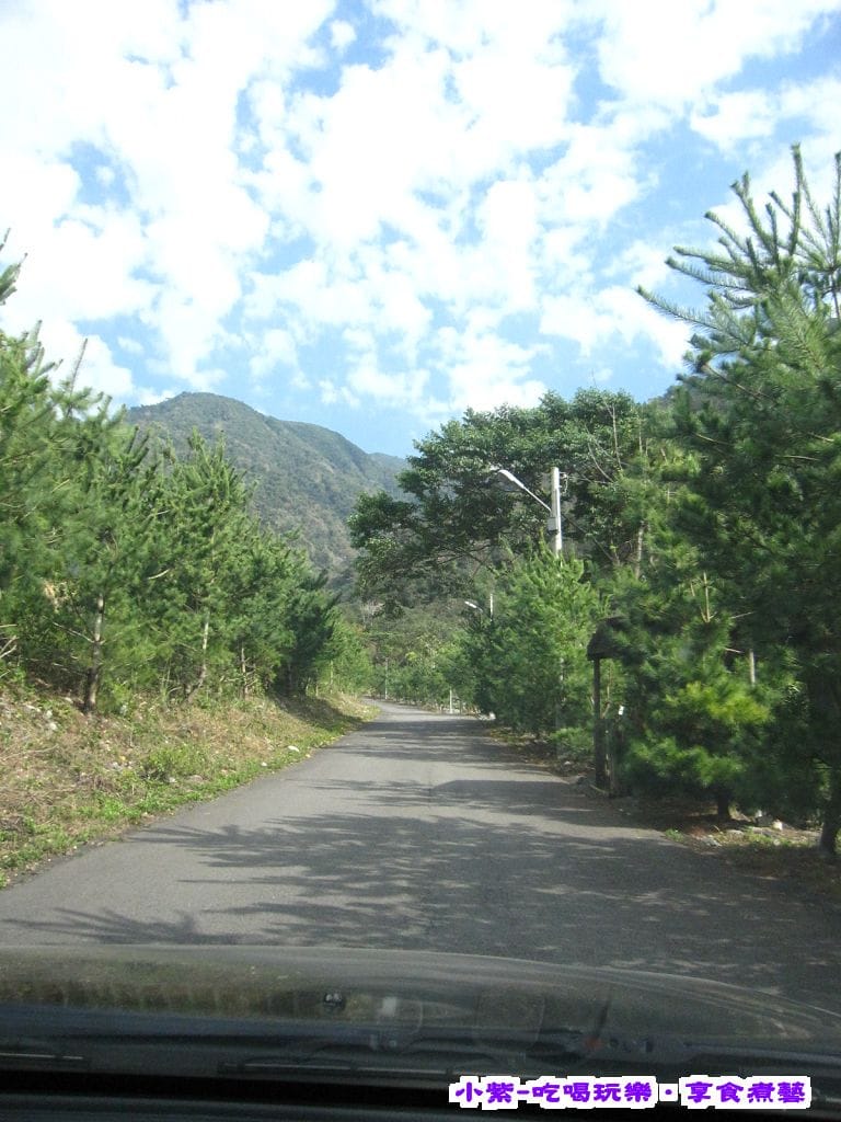 松鶴林場巷檜木屋宿舍 (1).jpg