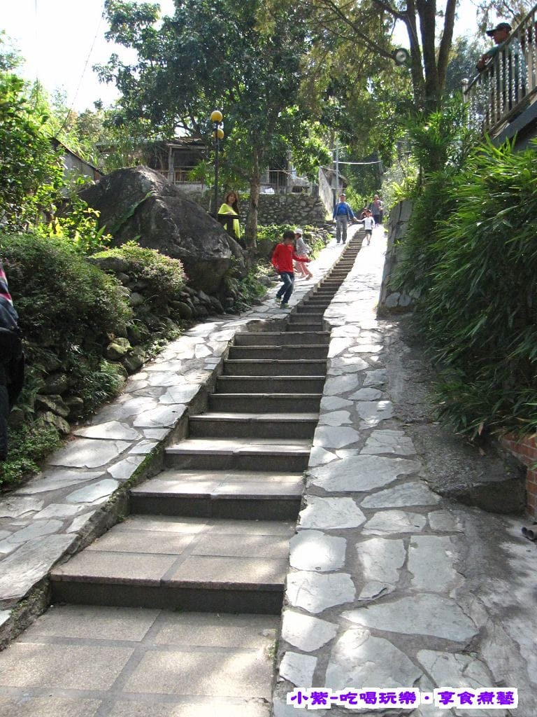往吊橋.jpg