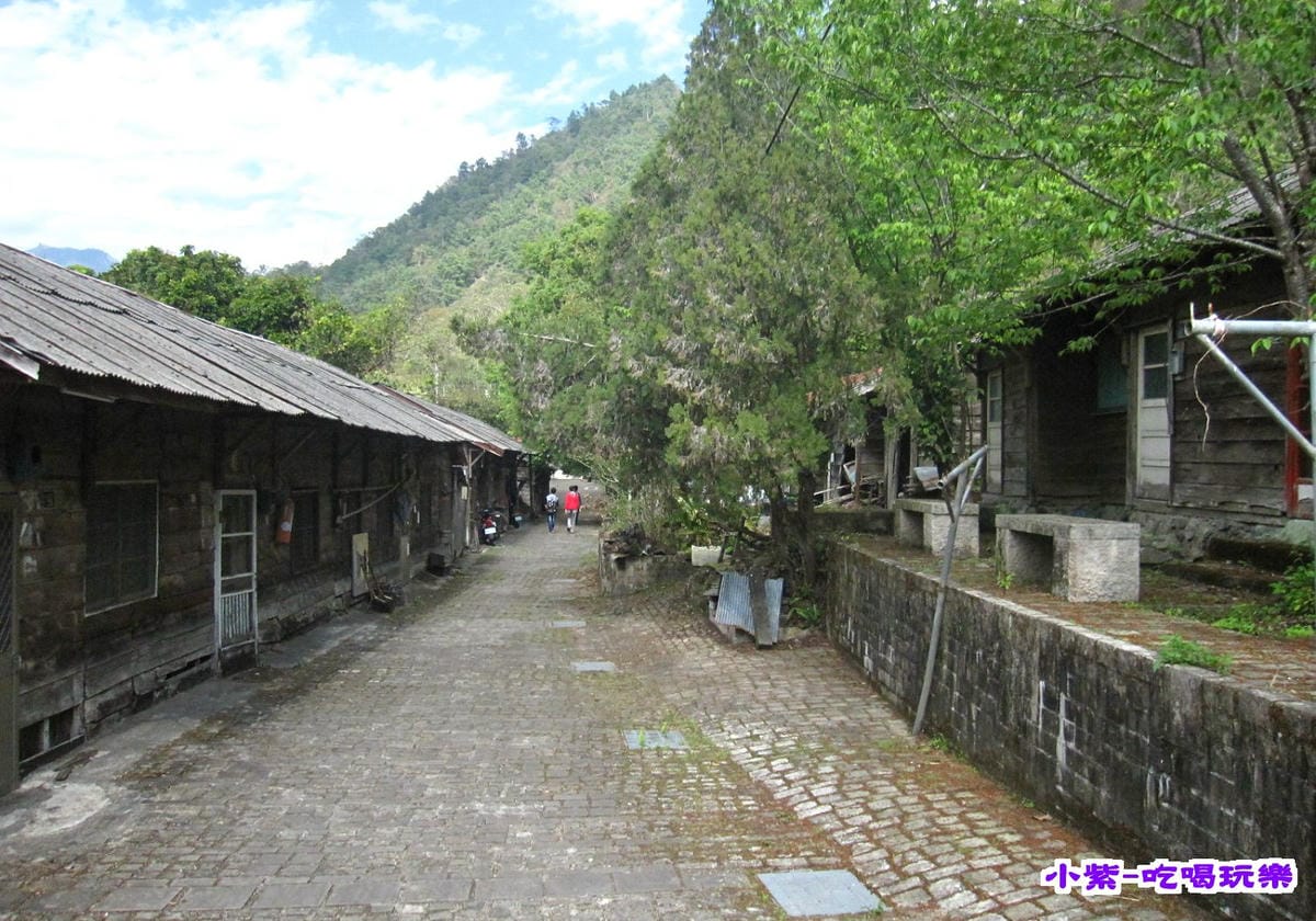 松鶴林場巷檜木屋宿舍 (7).jpg