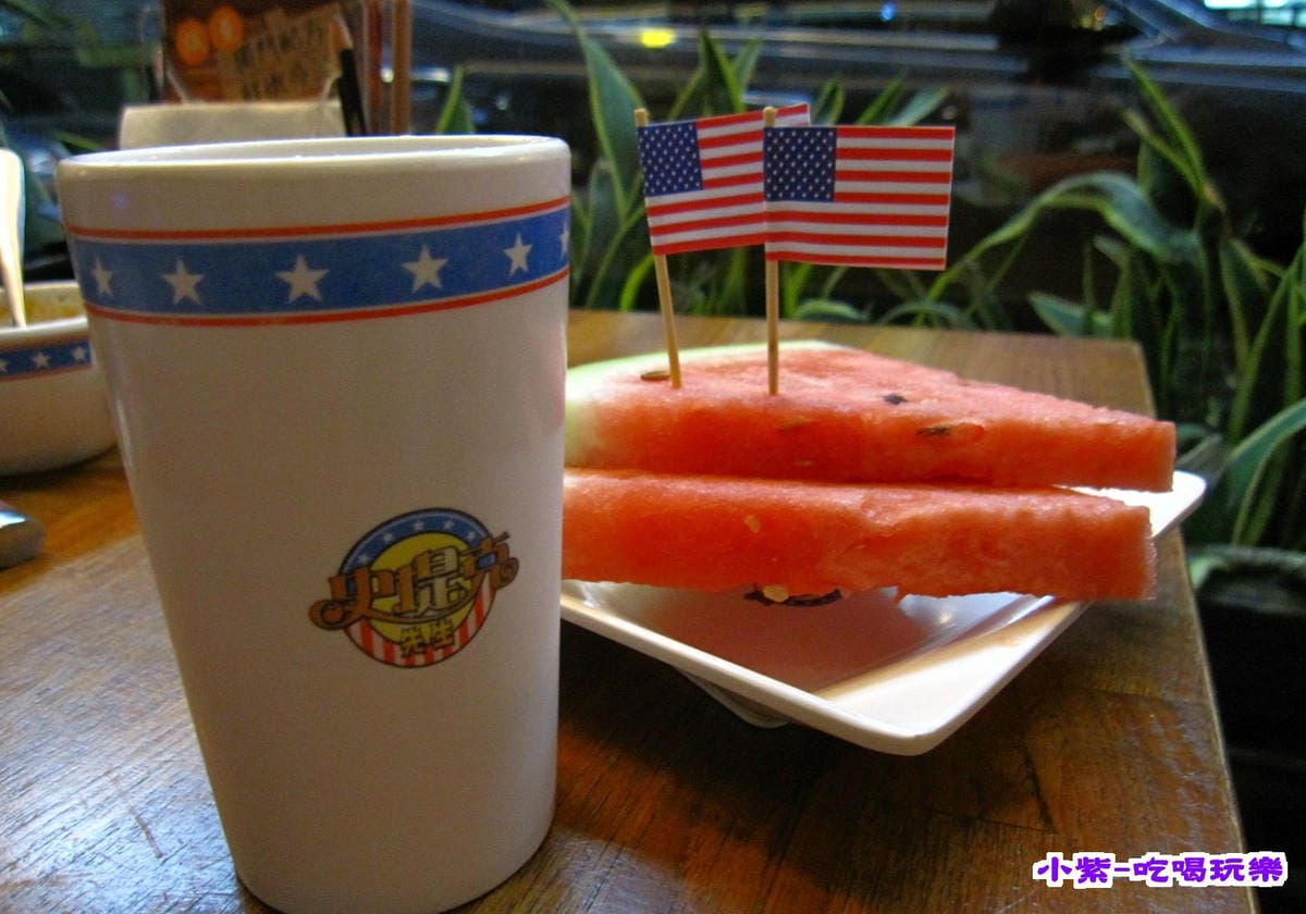 飲品杯.jpg 飲品杯.jpg