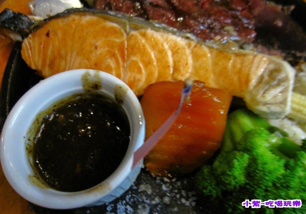 加點-鮭魚 (1).jpg 加點-鮭魚 (1).jpg
