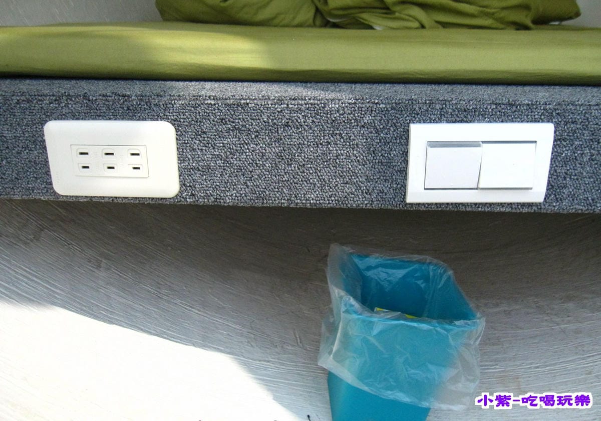 涵管屋插座開關.jpg