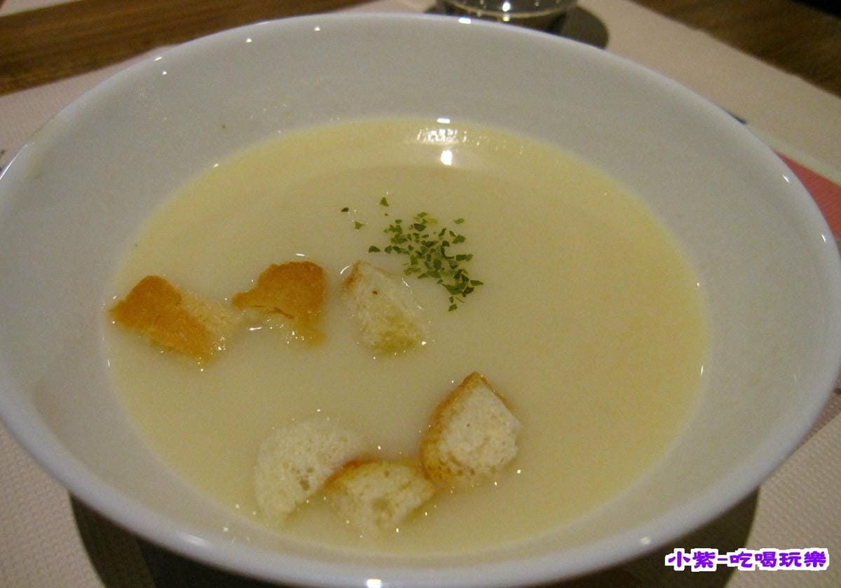 玉米濃湯 (1).jpg