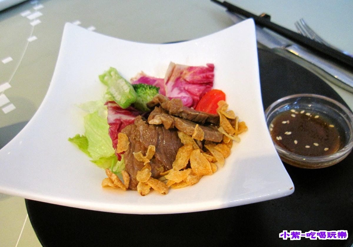 香柚牛肉沙拉 (1).jpg 香柚牛肉沙拉 (1).jpg