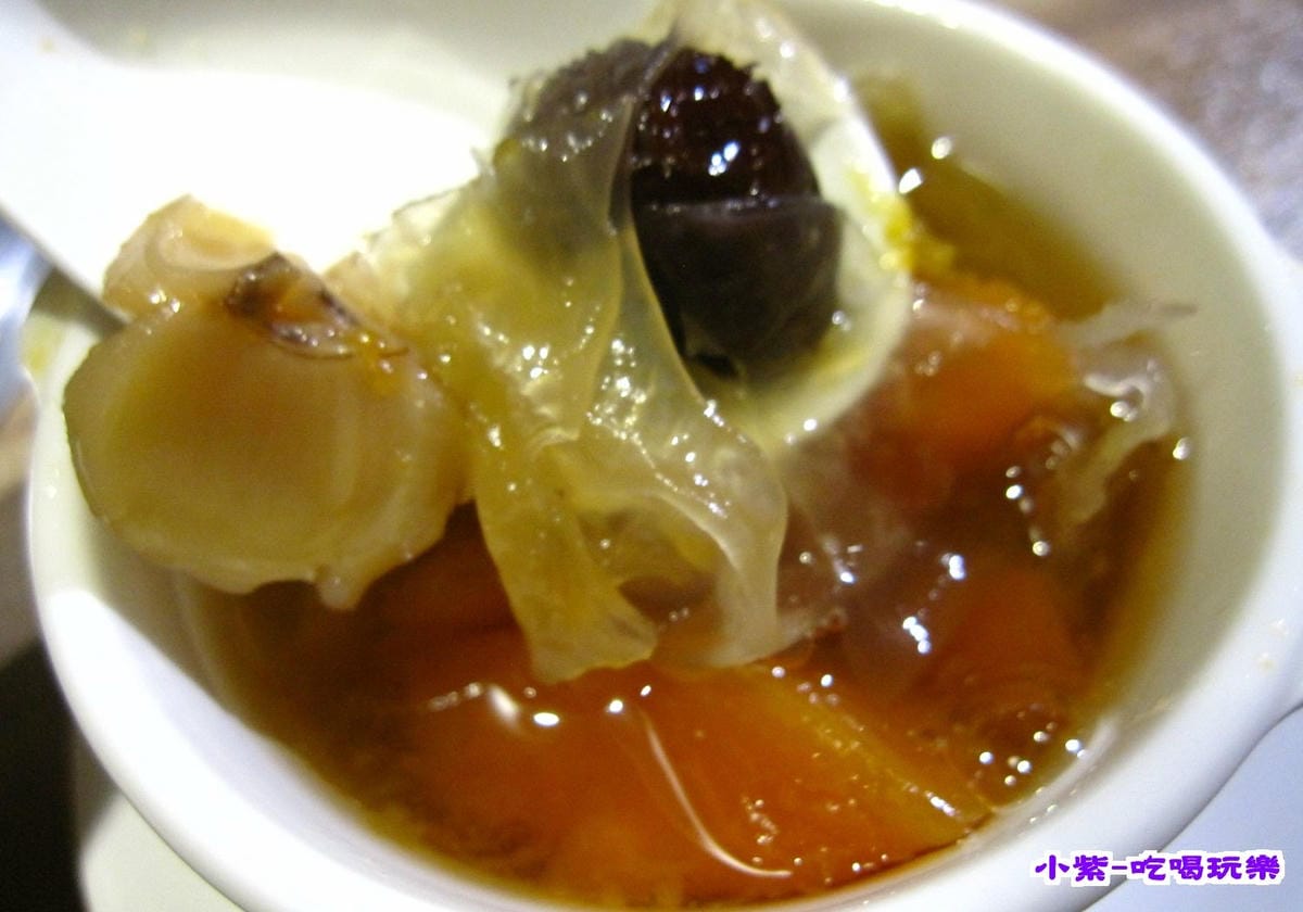 冰糖銀耳燉木瓜甜湯 (2).jpg 冰糖銀耳燉木瓜甜湯 (2).jpg