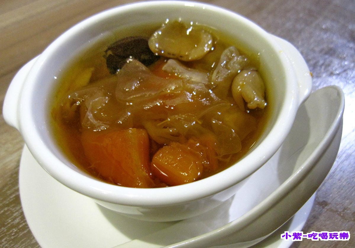 冰糖銀耳燉木瓜甜湯 (1).jpg 冰糖銀耳燉木瓜甜湯 (1).jpg