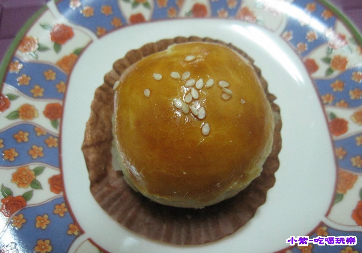 紅豆蛋黃酥 (1).jpg