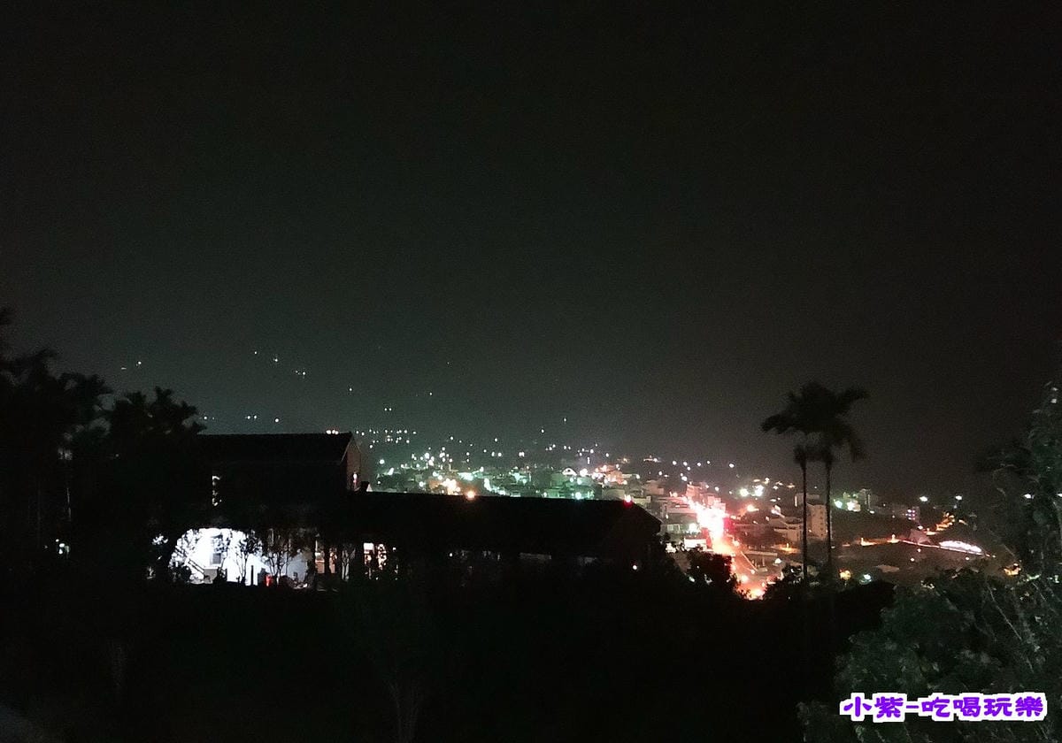 水鄉山岳夜景 (3).jpg