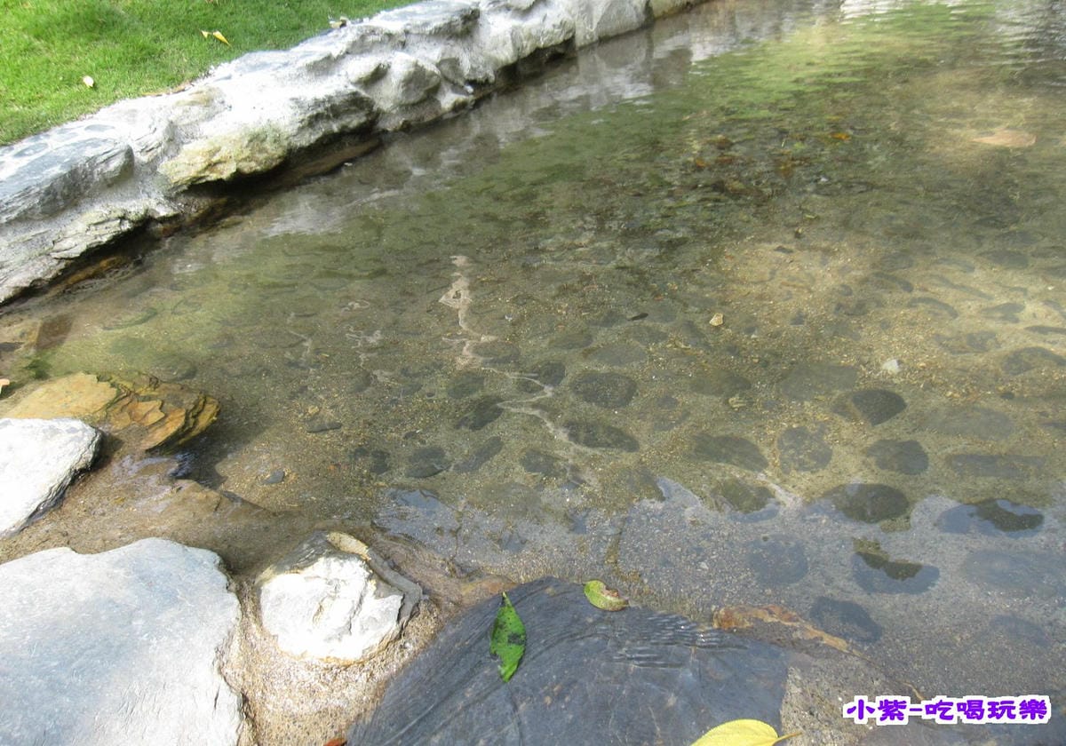 瀑布美景 (8).jpg 瀑布美景 (8).jpg