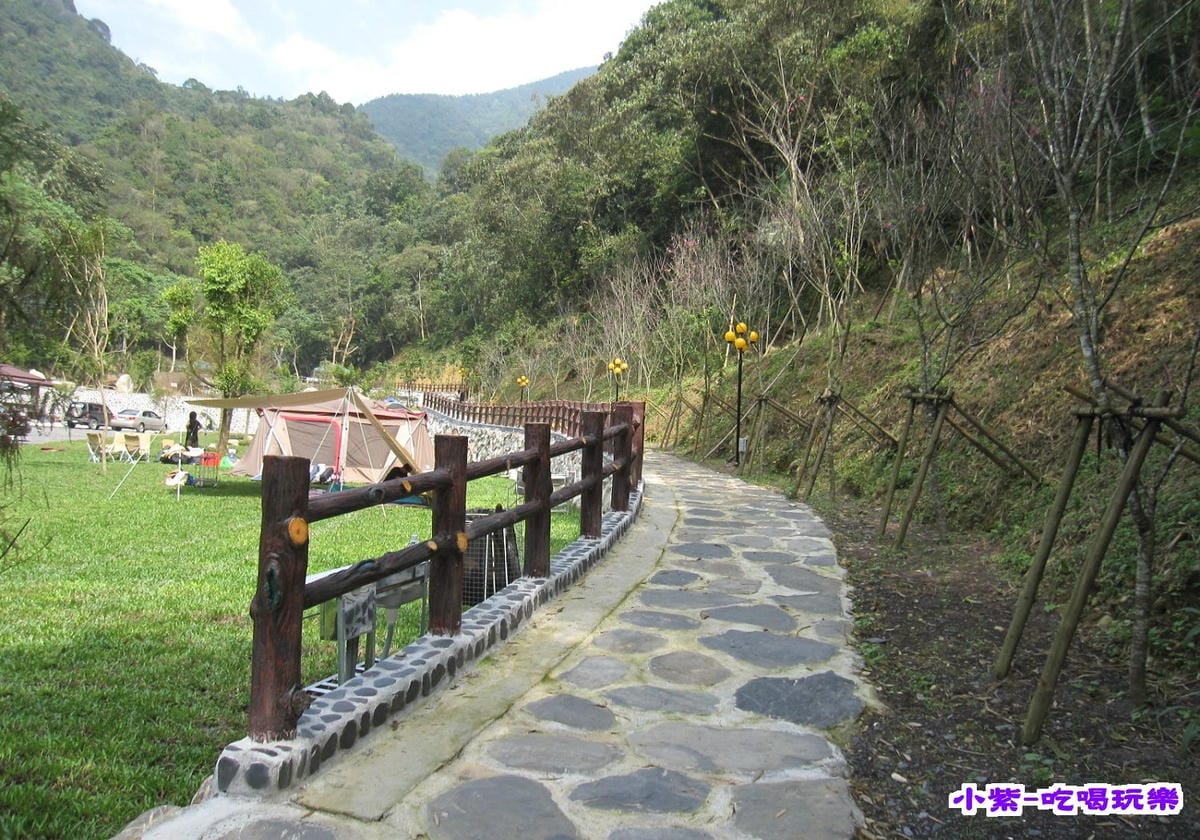 櫻花步道 (1).jpg 櫻花步道 (1).jpg