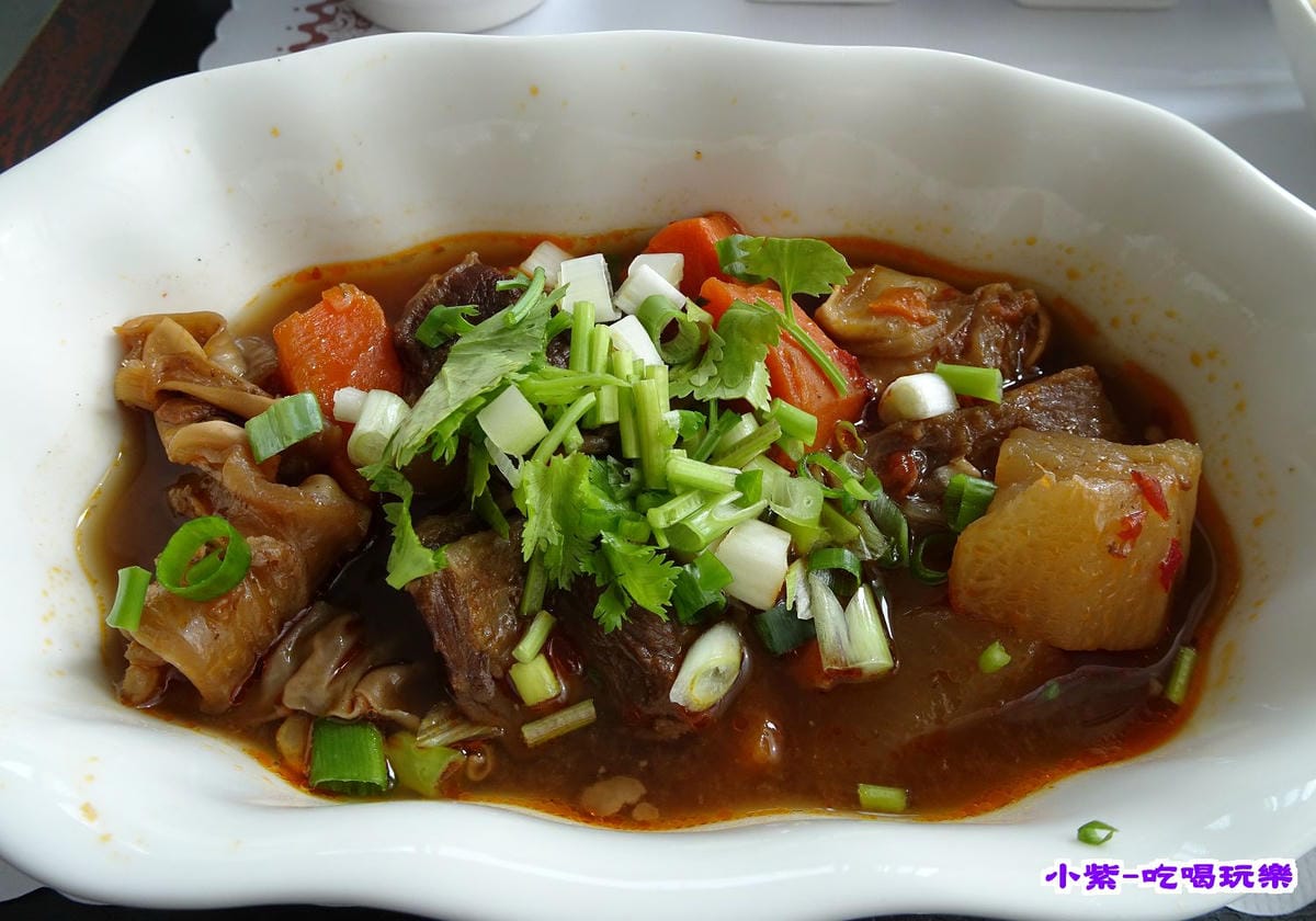 紅燒牛肉飯250 (2).jpg 紅燒牛肉飯250 (2).jpg