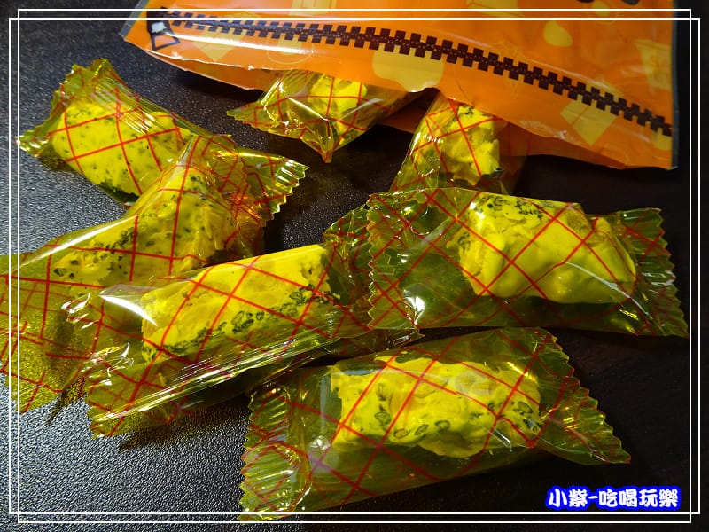 芝麻牛軋糖 (2)1.jpg 芝麻牛軋糖 (2)1.jpg