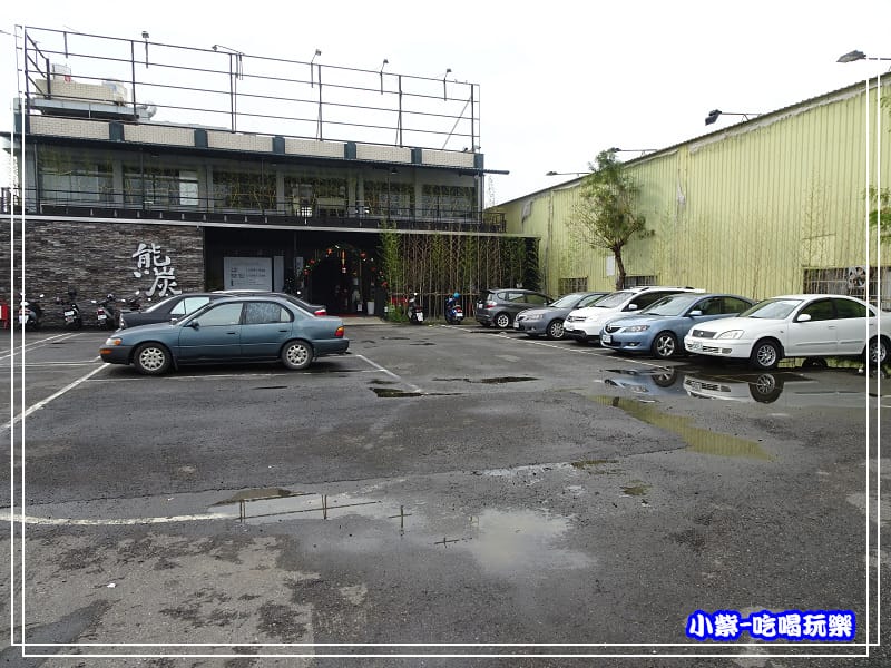 大門內-停車場P42.jpg 大門內-停車場P42.jpg
