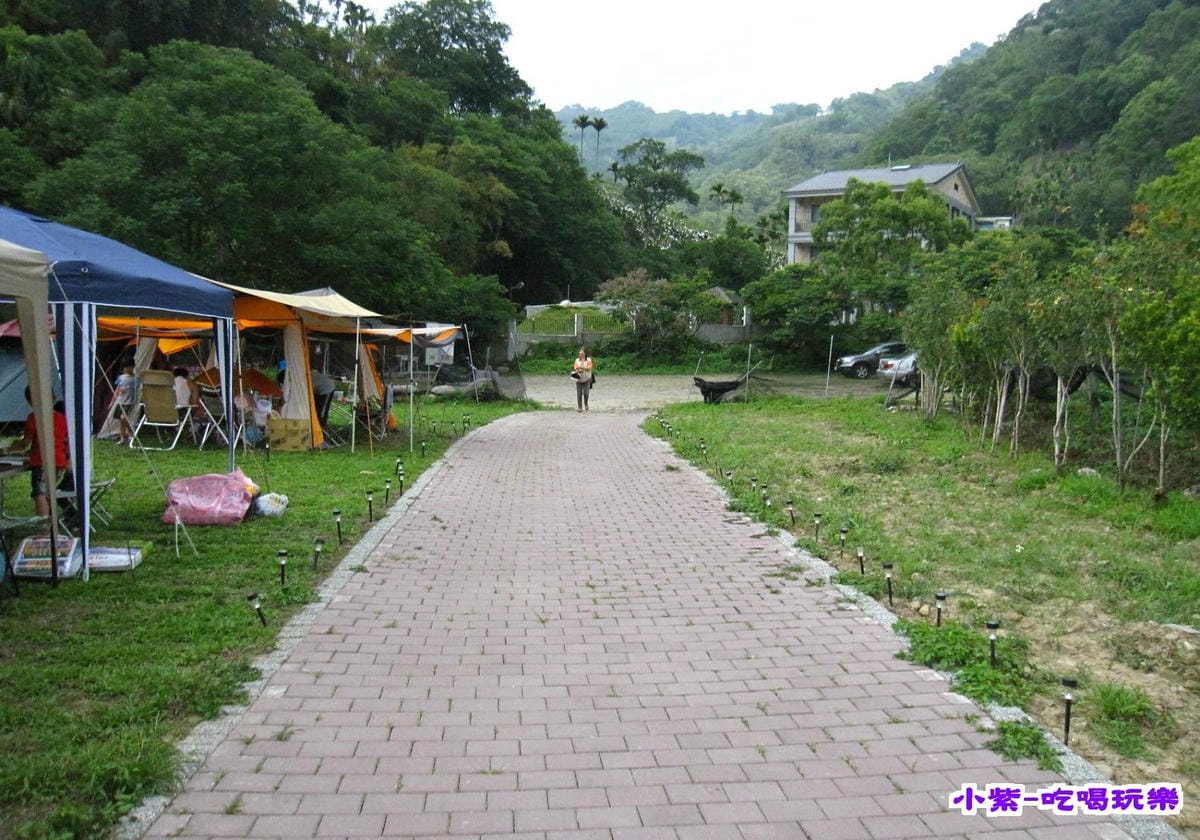 由內往外拍.jpg 由內往外拍.jpg