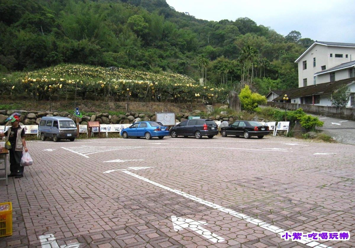 廣場.jpg 廣場.jpg