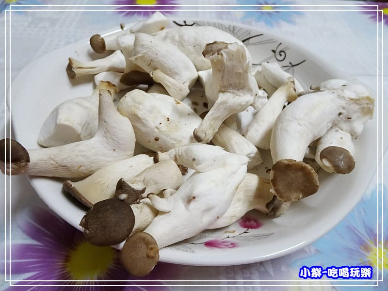 新鮮虎菇 (3)2.jpg 新鮮虎菇 (3)2.jpg