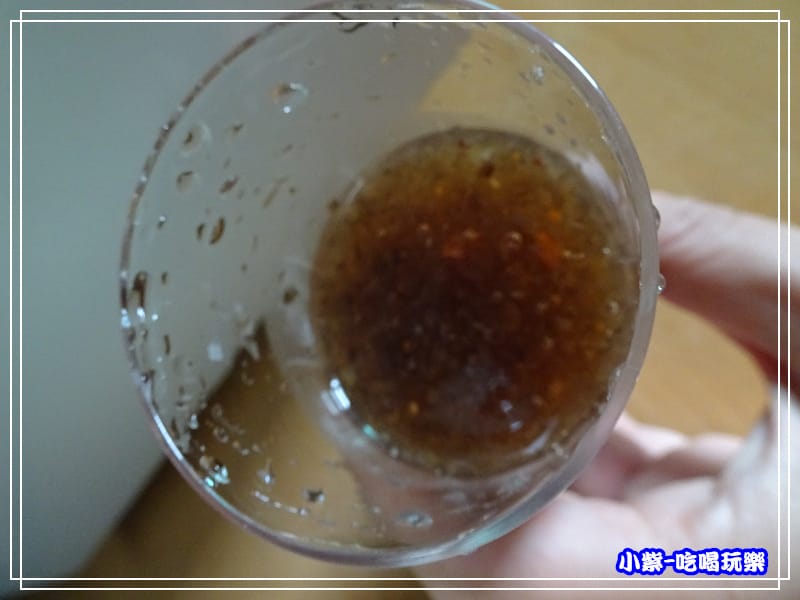 自熬黑糖薑黃木耳露 (1)0.jpg 自熬黑糖薑黃木耳露 (1)0.jpg