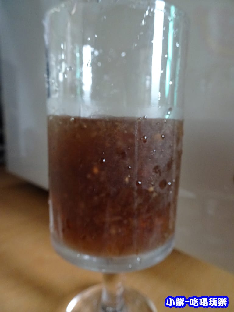 自熬黑糖薑黃木耳露 (3)0.jpg 自熬黑糖薑黃木耳露 (3)0.jpg