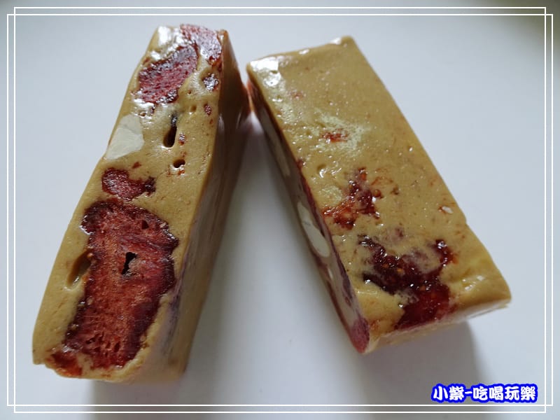 草莓牛軋糖 (4)17.jpg 草莓牛軋糖 (4)17.jpg