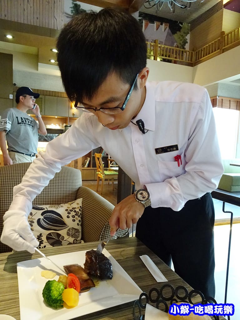 慢烤台塑牛小排 (6)12.jpg 慢烤台塑牛小排 (6)12.jpg