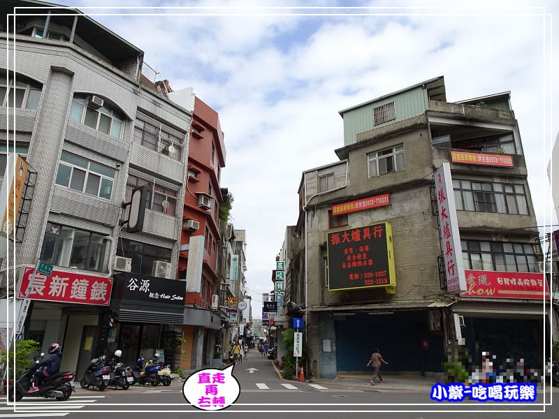 往巷內走8.jpg