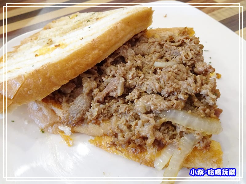 費城牛肉三明治 (4)46.jpg 費城牛肉三明治 (4)46.jpg