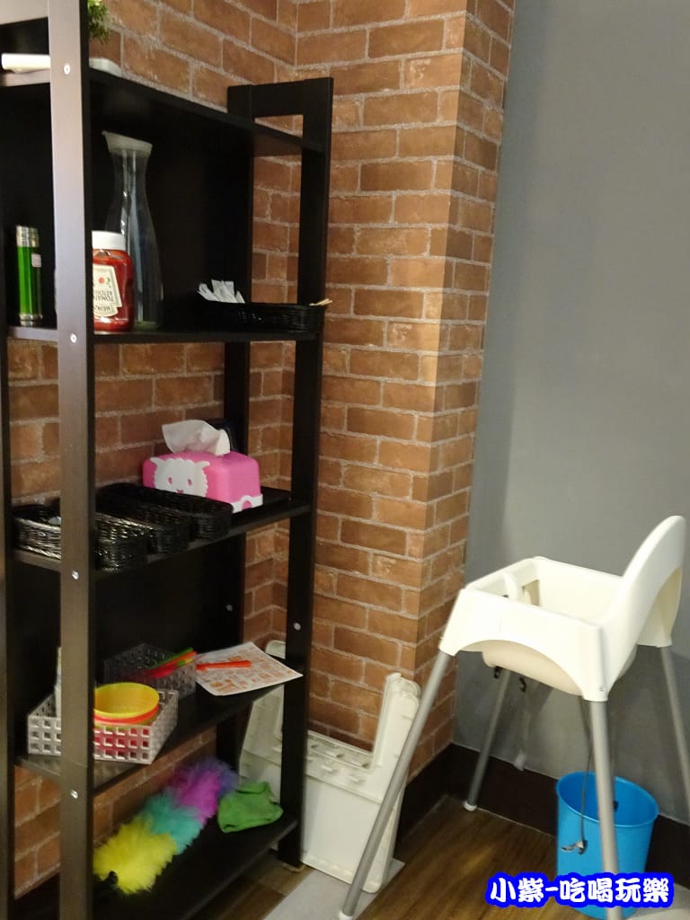 2樓調味料-餐具區 (2)1.jpg 2樓調味料-餐具區 (2)1.jpg