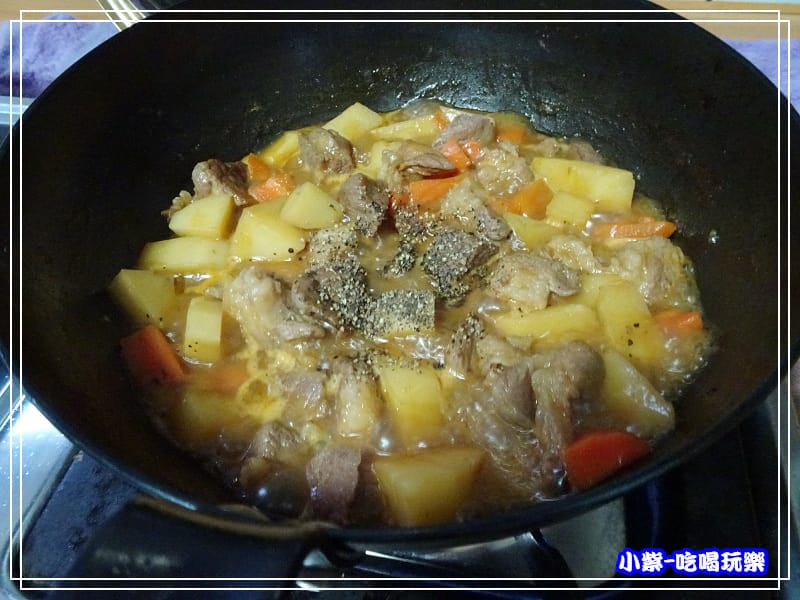 <馬鈴薯料理>黑鼎鍋導熱快燉肉真方便『馬鈴薯燉肉』食譜 <馬鈴薯料理>黑鼎鍋導熱快燉肉真方便『馬鈴薯燉肉』食譜