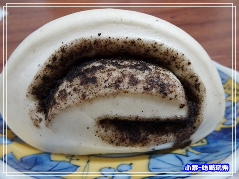 黑芝麻饅頭 (2)67.jpg 黑芝麻饅頭 (2)67.jpg