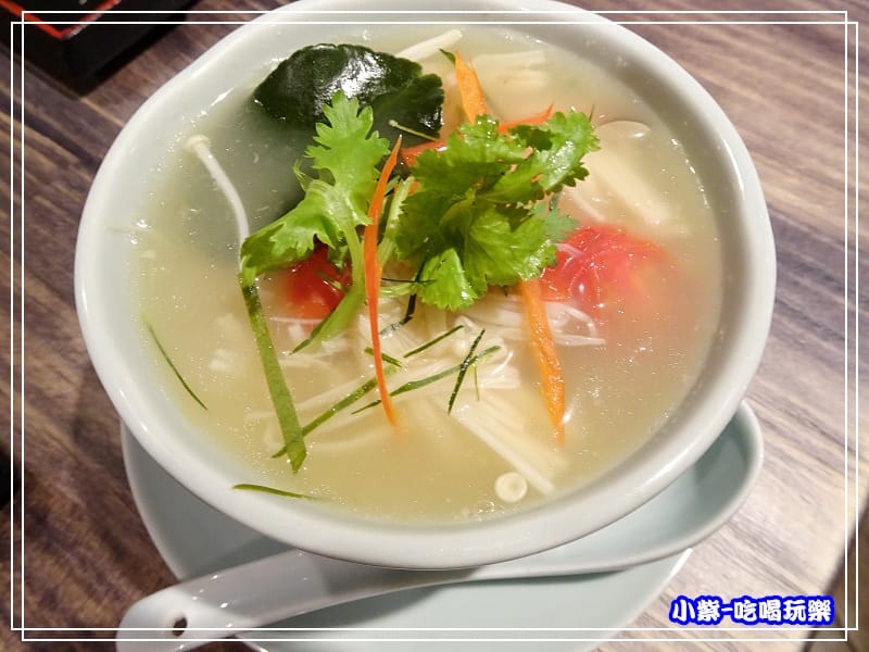 南薑野菇雞湯.5.jpg 南薑野菇雞湯.5.jpg