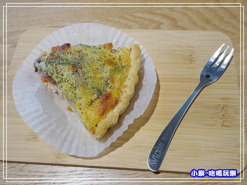 義式蔬菜鮪魚鹹派 (3)33.jpg 義式蔬菜鮪魚鹹派 (3)33.jpg