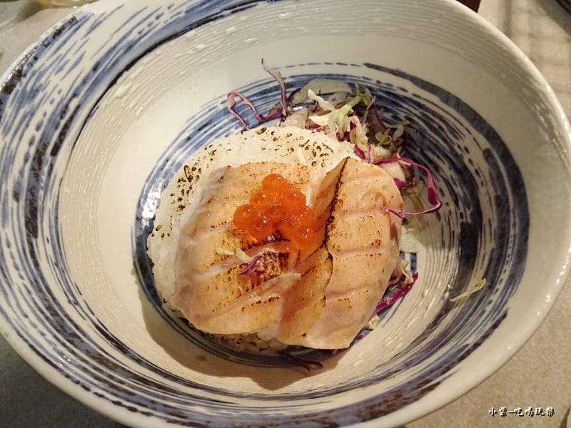 炙燒鮭魚丼飯 (2)69.jpg