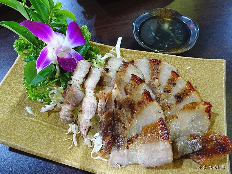 香烤鹹豬肉 (2)38.jpg 香烤鹹豬肉 (2)38.jpg