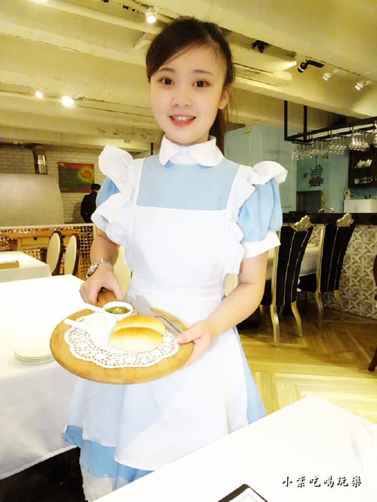 手揉低卡鄉村餐包 (2)1.jpg 手揉低卡鄉村餐包 (2)1.jpg
