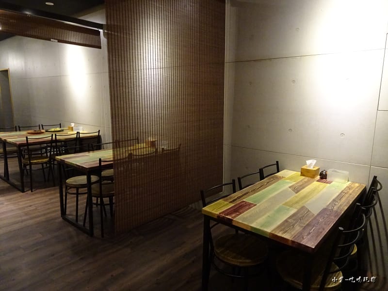 新用餐區 (4)22.jpg