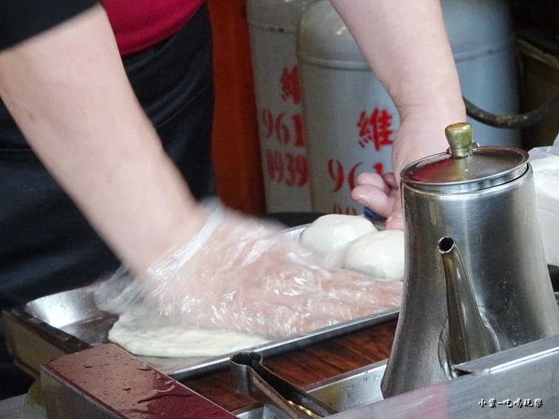 味珍香卜肉店前三星蔥油餅 (5)18.jpg 味珍香卜肉店前三星蔥油餅 (5)18.jpg